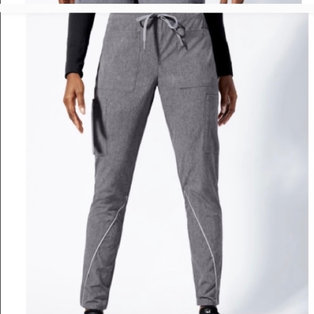 Heather Gray Jaanuu Scrub Set. LARGE. New w Tag